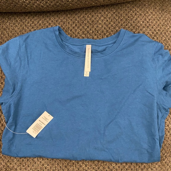 Aritzia Tops - Aritzia Babaton Foundation Crew T-Shirt